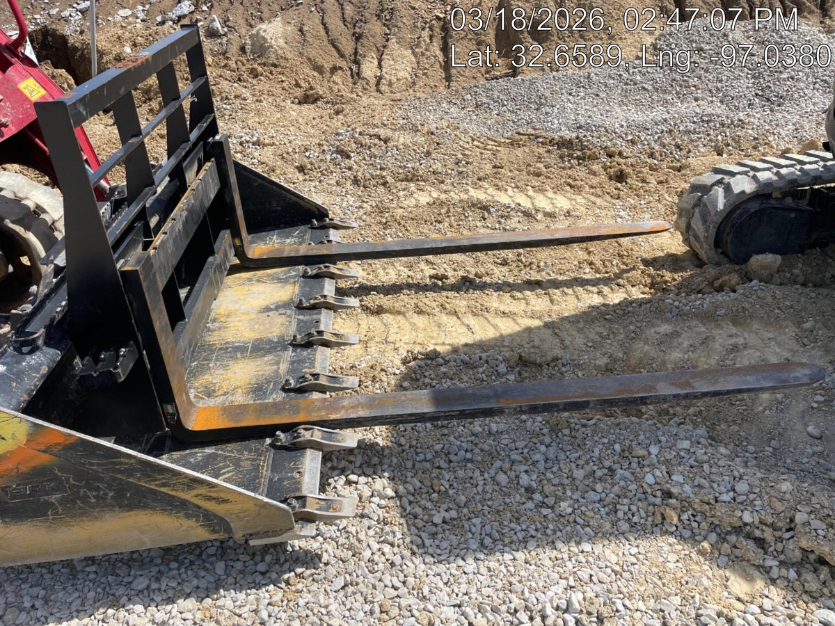 2024 TAKEUCHI TL8R2-CR