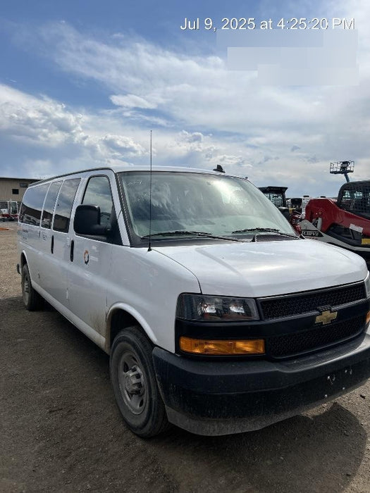 2023 CHEVROLET Express Van - Rental