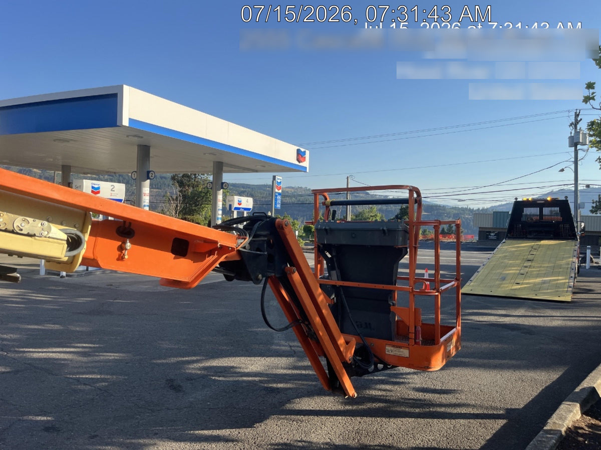 2019 JLG E400AJPN