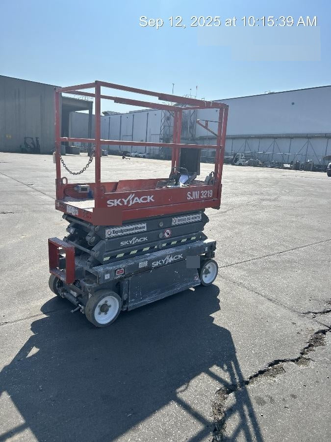 2016 Skyjack SJIII-3219 Standard Rental Specs