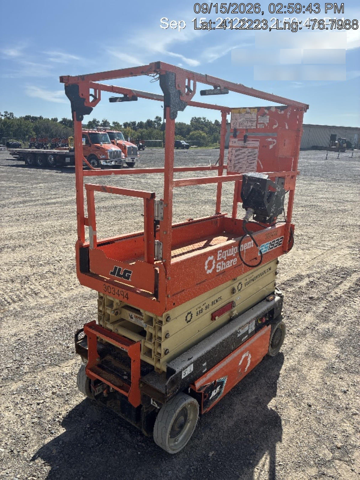2023 JLG ES1932