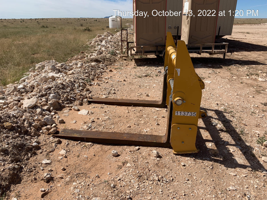 2020 JOHN DEERE 96" Loader Fork Carriage - John Deere