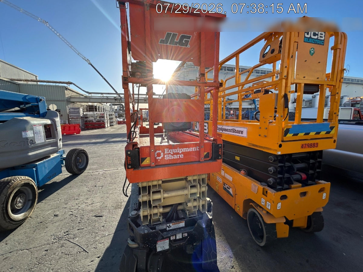 2022 JLG ES2632
