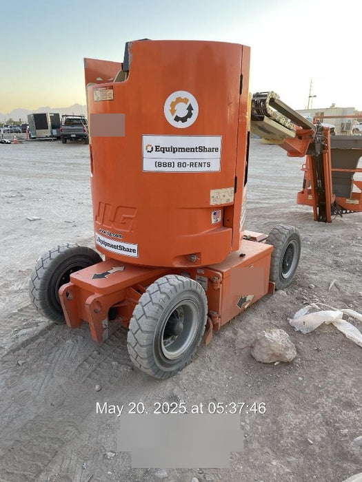 2019 JLG E300AJP