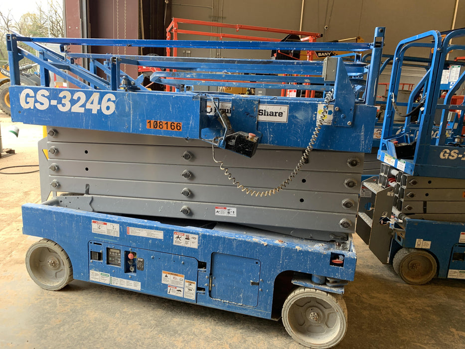 2020 Genie GS-3246 Standard, Folding full height swing gate