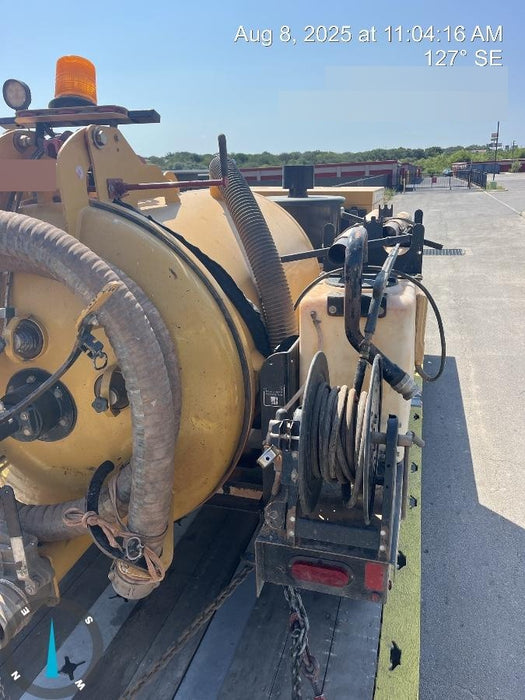 2023 Vac-Tron LP573XDT T4 Koehler Diesel Engine, 500 Gallon Debris Tank, x2 100 Gallon Water Tanks