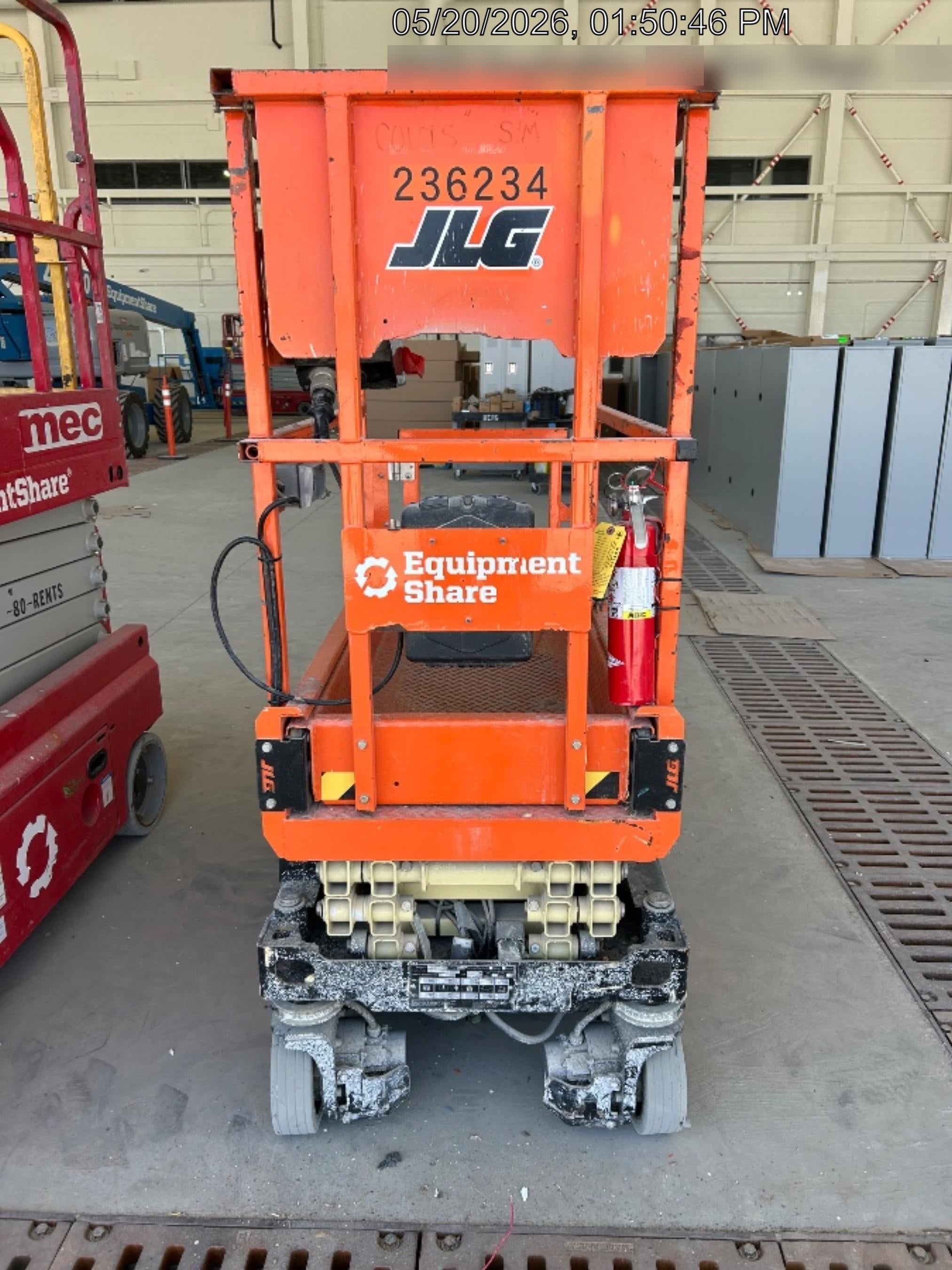 2022 JLG ES1330L