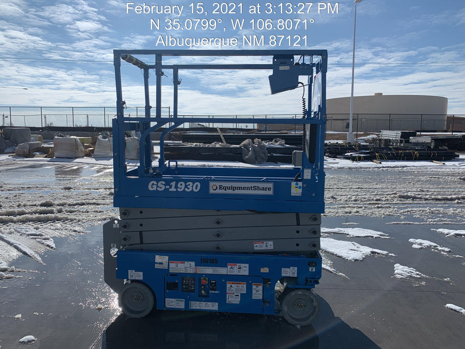 2020 Genie GS-1930 Solid Non Marking Tires, Beacon, Folding rails with half height swing gate