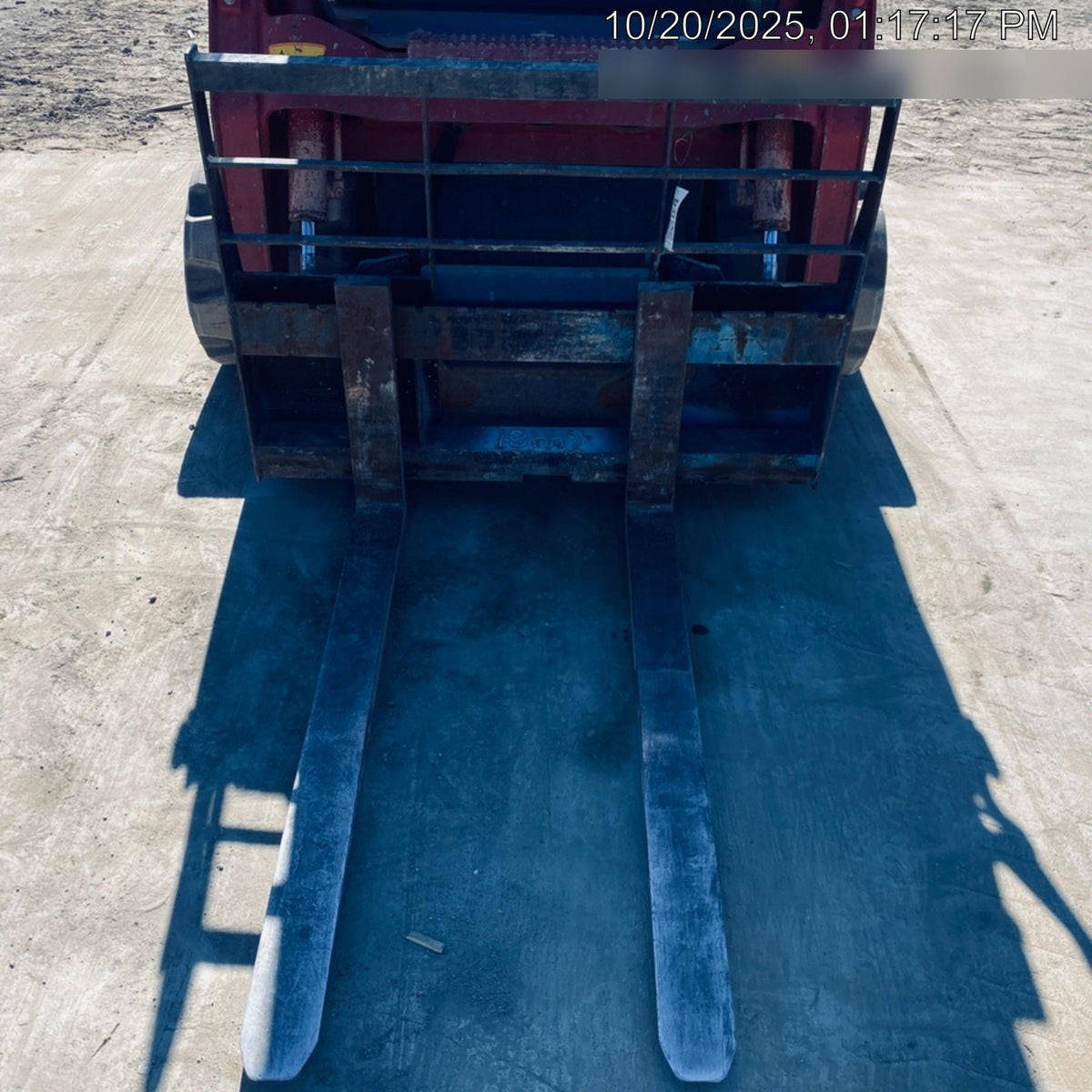 2020 ARROW MATERIAL HANDLING 60" Pallet Forks - Arrow