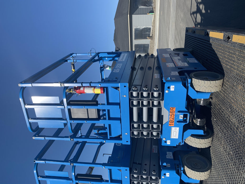 2020 Genie GS-1930 Solid Non Marking Tires, Beacon, Folding rails with half height swing gate, 800W Inverter