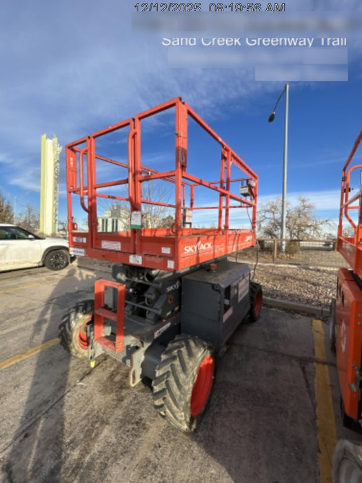 2017 SKYJACK SJ6832 RT