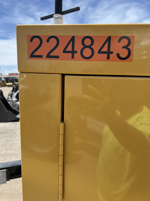 2022 VAC-TRON LP573XDT