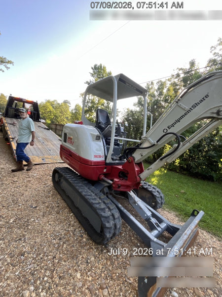 2025 TAKEUCHI TB235-2R