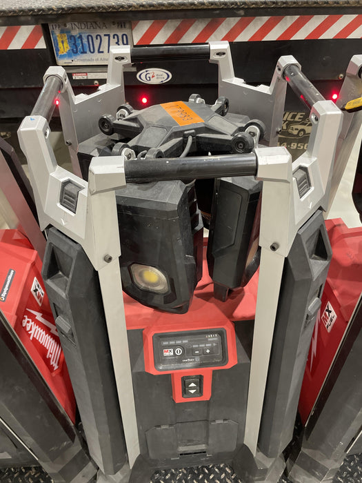 2021 MILWAUKEE MXF041-1XC