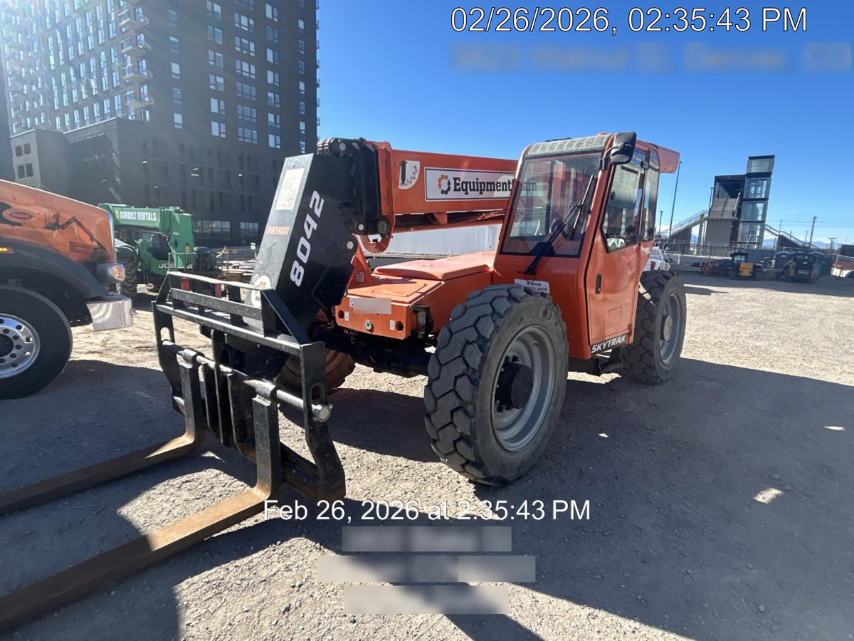 2022 SKYTRAK 8042