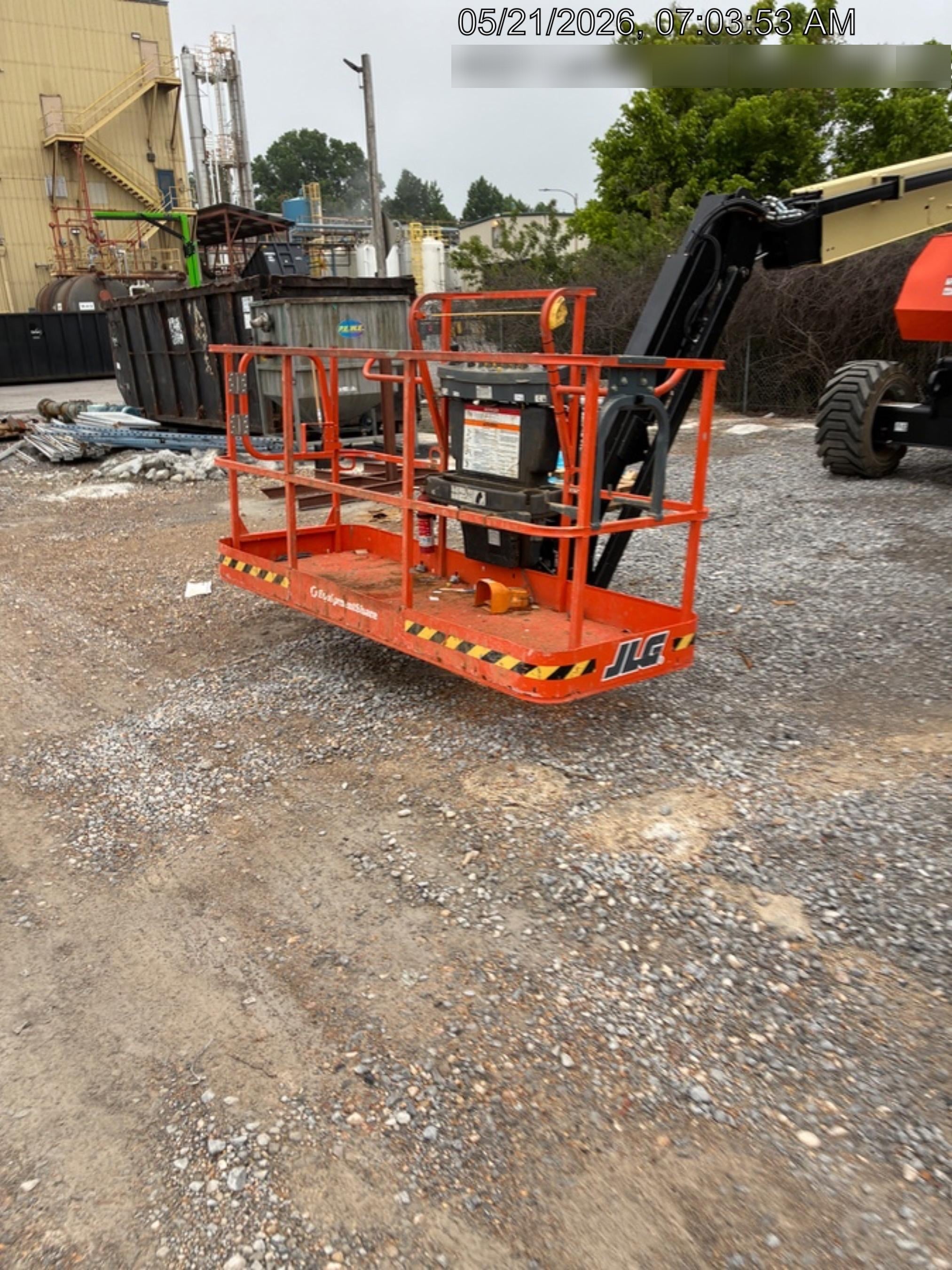 2025 JLG 800AJ