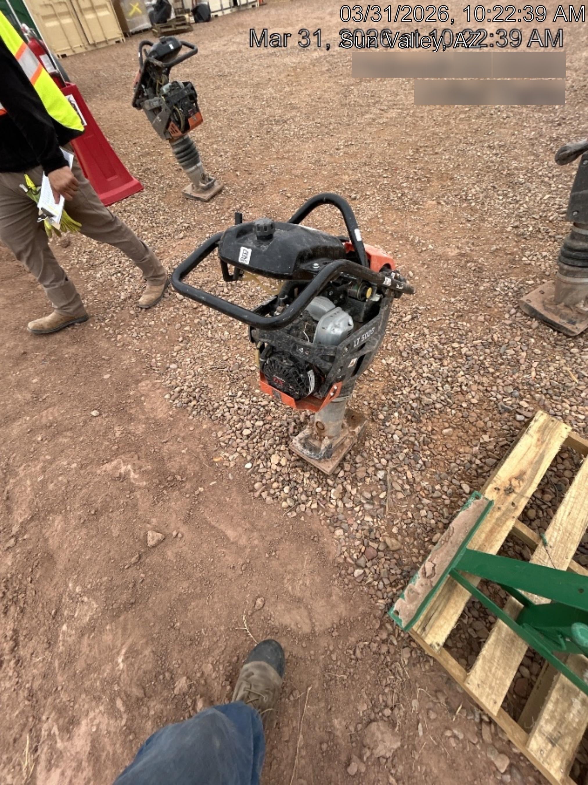 2025 HUSQVARNA LT5005