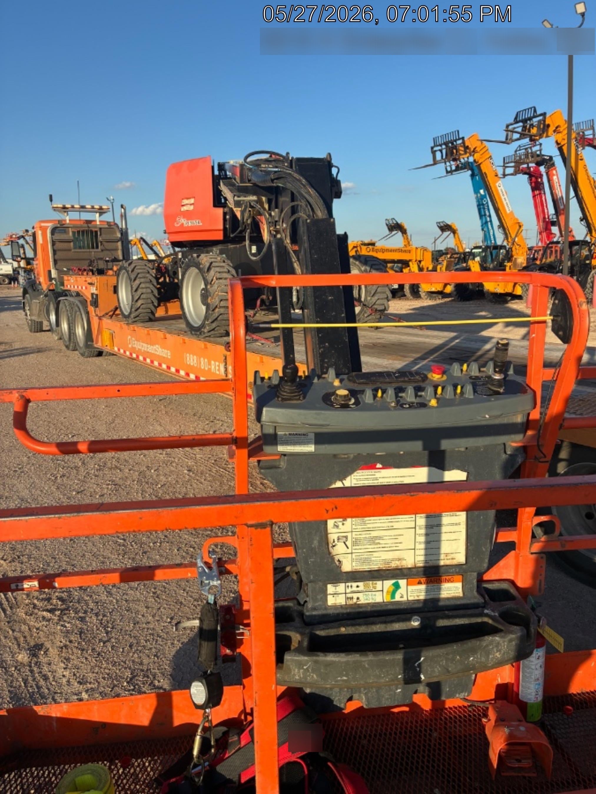 2023 JLG 660SJ