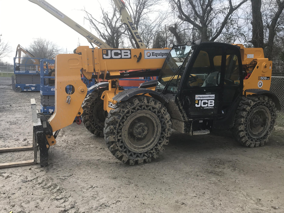 2019 JCB 509-42 Cab/Heat/Air, 74 HP, Solid Tires, STD Worklight, Beacon, Aux Hydraulics, Lifting Eye, Back up Alarm w/66" Carriage/60" Forks