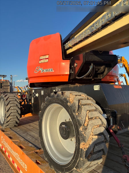 2023 JLG 660SJ