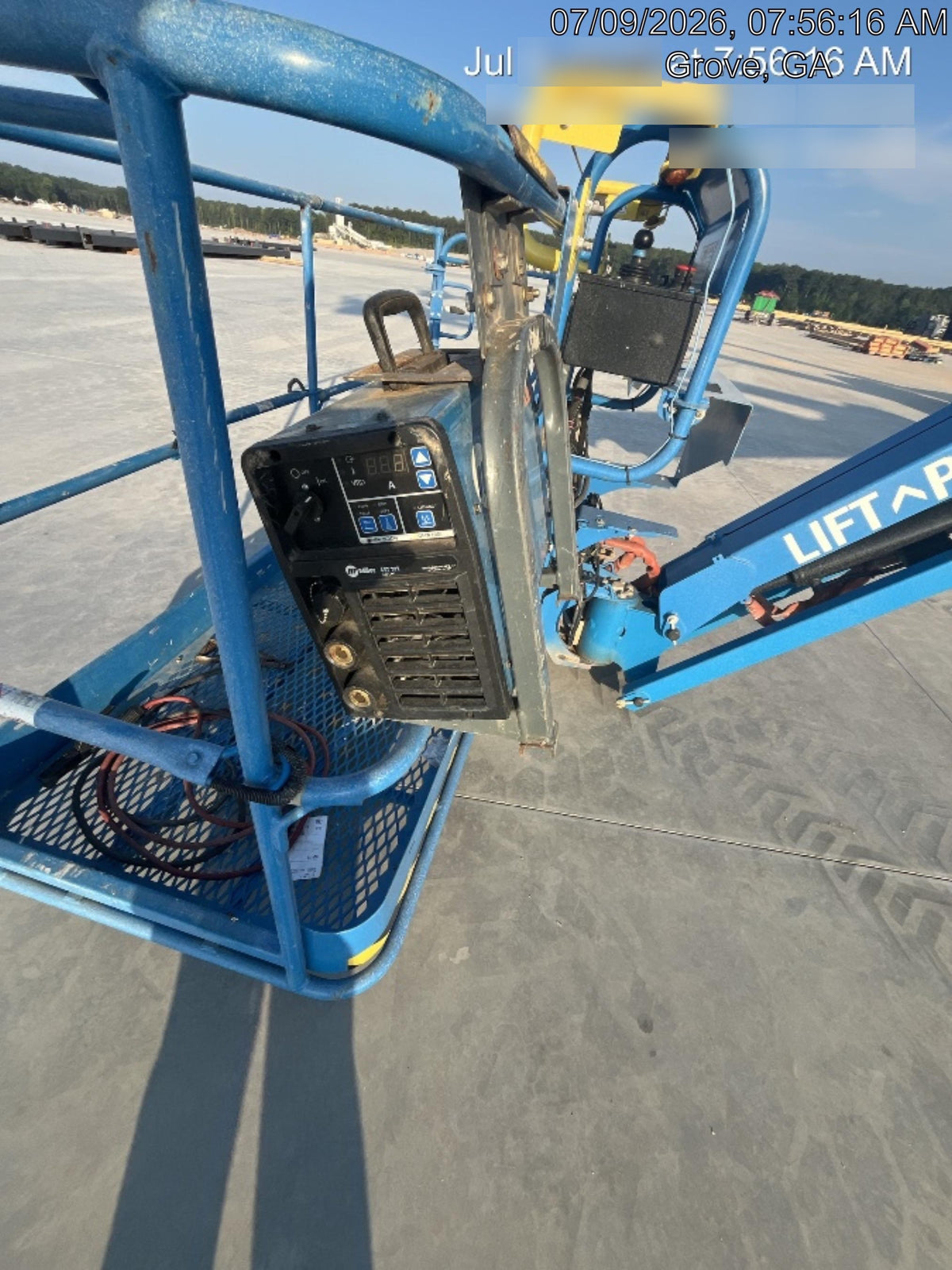 2025 MILLER ELECTRIC CST-282