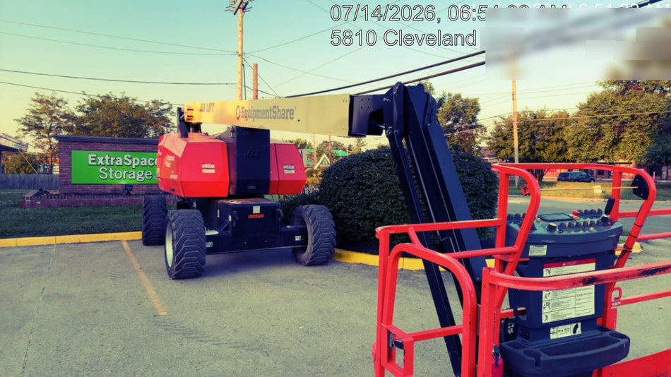 2025 JLG 800AJ