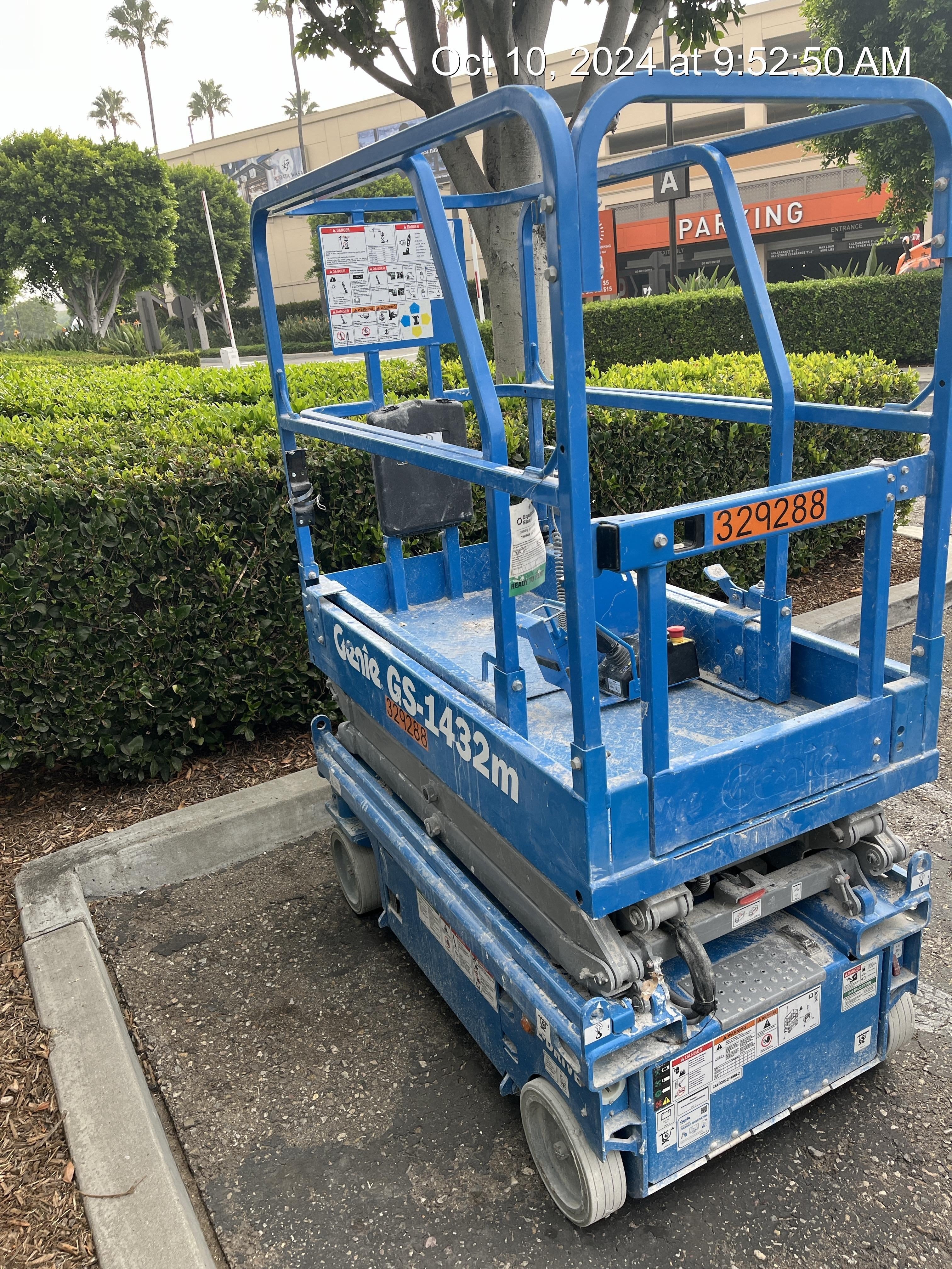 2023 GENIE GS-1432