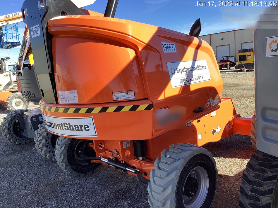 2021 JLG 400S