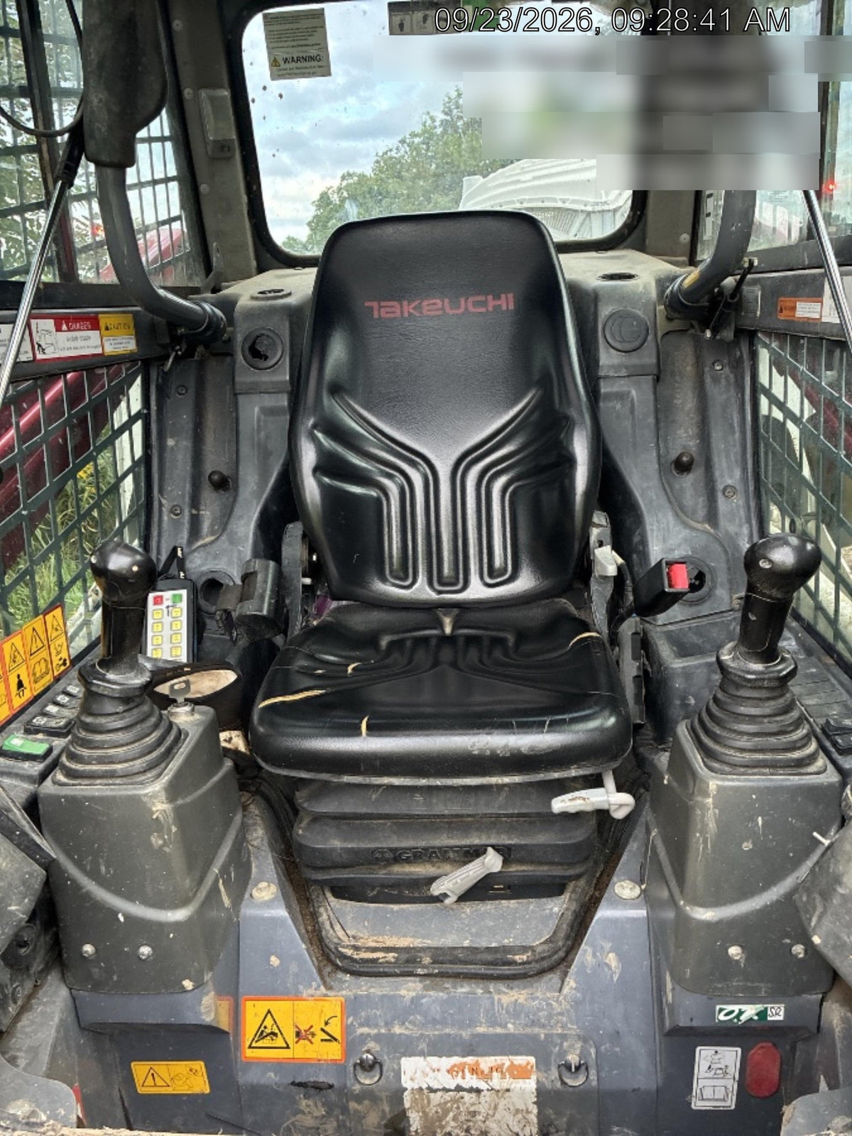 2023 TAKEUCHI TL8R2-CR