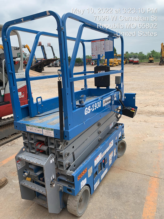 2019 Genie GS-1930 Fixed Rails with Chain Entry