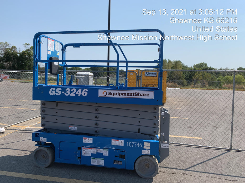 2020 Genie GS-3246 Standard, Folding full height swing gate