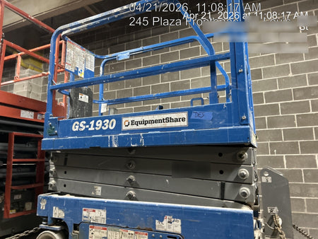 2020 Genie GS-1930 Solid Non Marking Tires, Beacon, Folding rails with half height swing gate