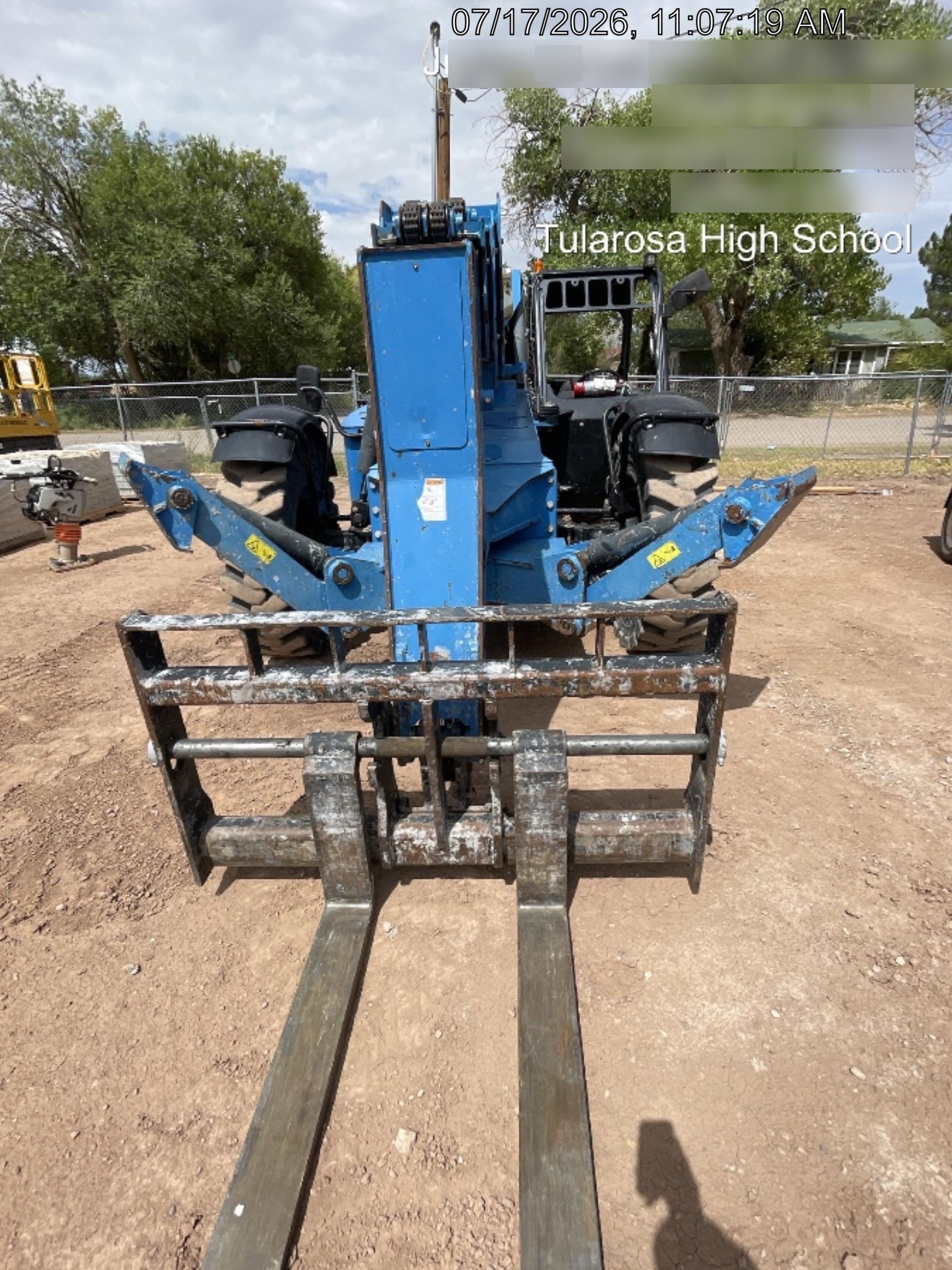 2018 Genie GTH-1056 Genie GTH-1056 w/ROPS, Work Lights, Solid Tires, RH Cab Mesh, Beacon, 60" Carriage and Forks