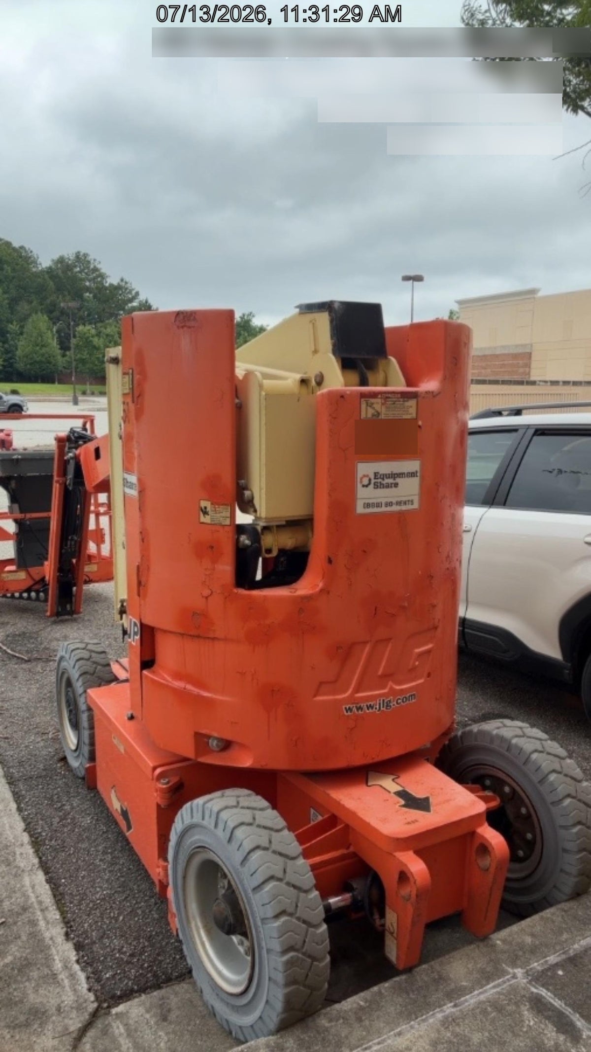 2019 JLG E300AJP