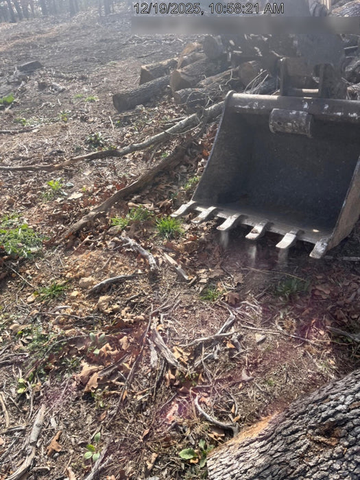 2019 Takeuchi TB290 Cab/Heat/AC Rubber tracks, Dozer blade, Travel alarm, Auxiliary hydraulics Manual QC, Hydraulic thumb, 18", 24", and 36" Buckets