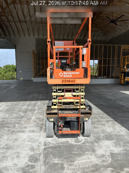 2022 JLG ES2632