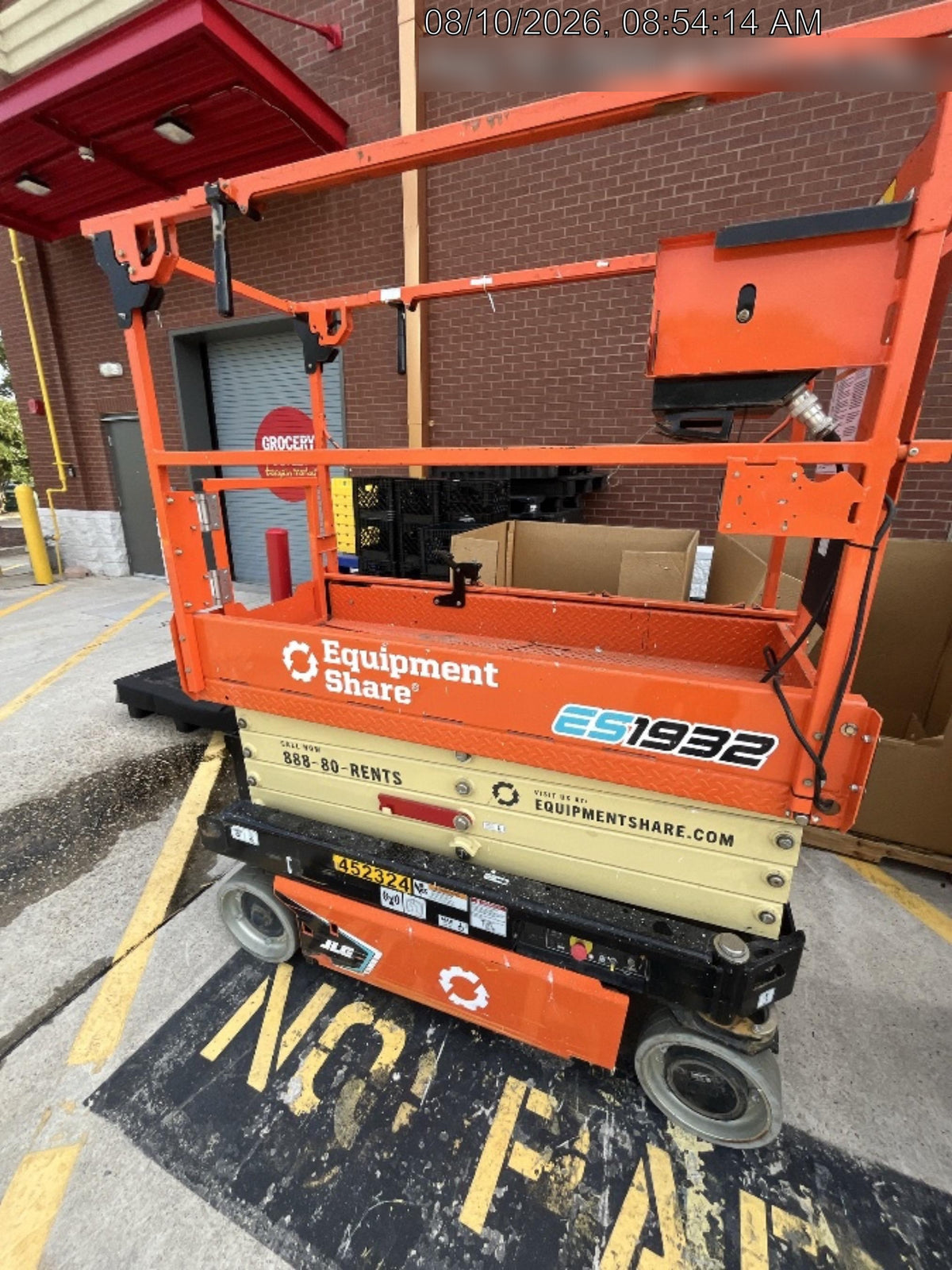 2024 JLG ES1932
