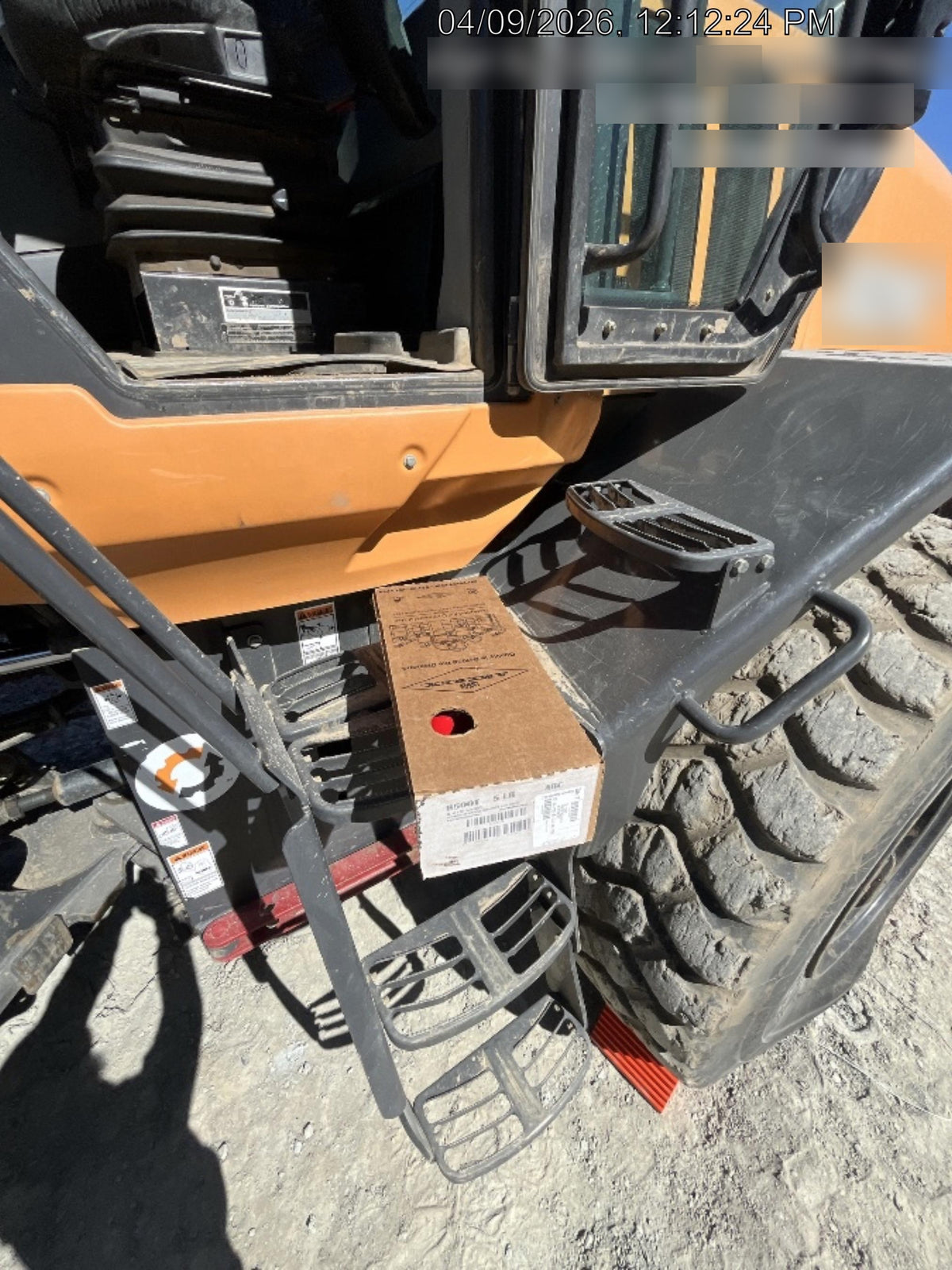 2023 CASE 821G