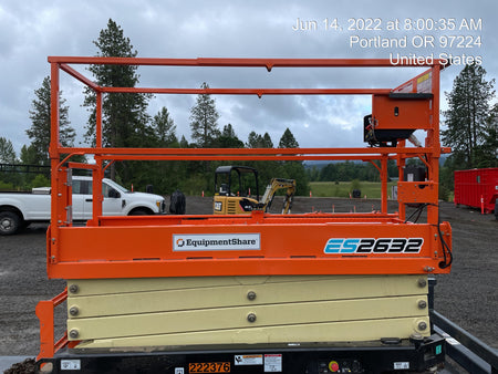 2022 JLG ES2632