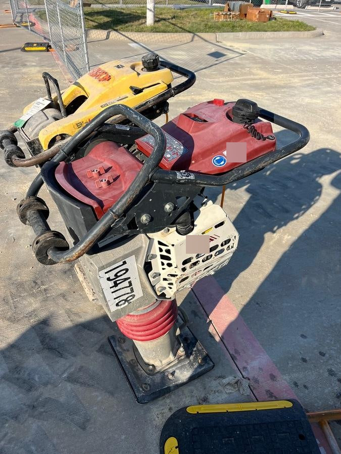 2021 DYNAPAC DR7X