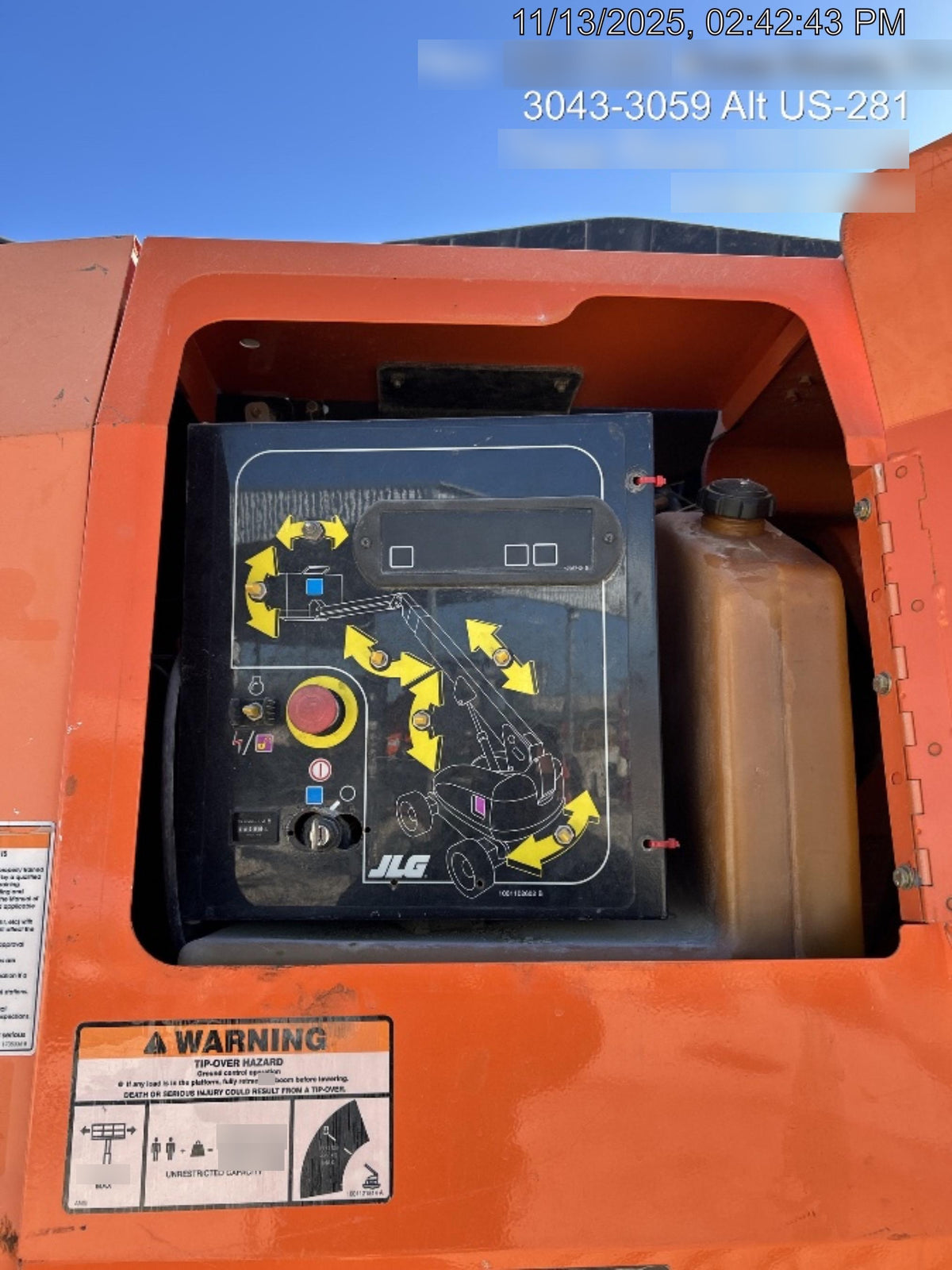2014 JLG 660SJ