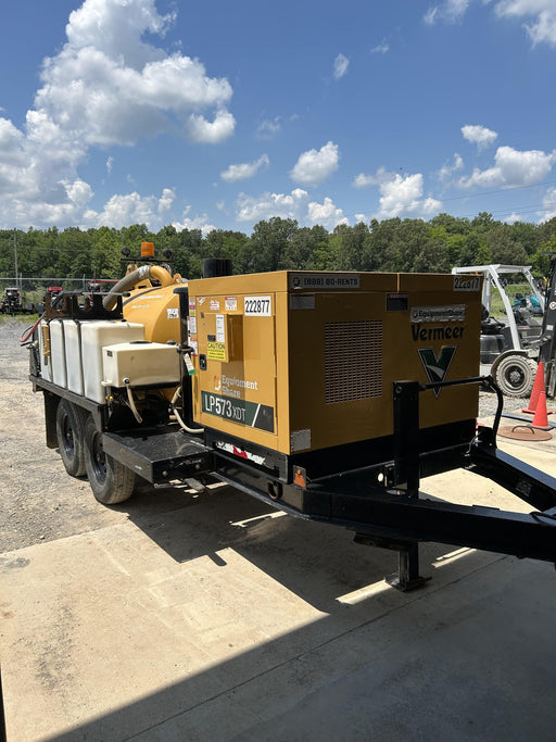 2022 Vac-Tron LP573XDT T4 Koehler Diesel Engine, 500 Gallon Debris Tank, x2 100 Gallon Water Tanks