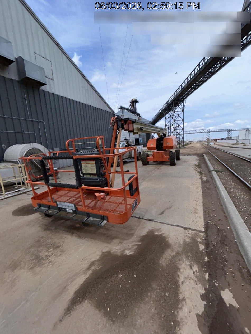 2022 JLG 860SJ