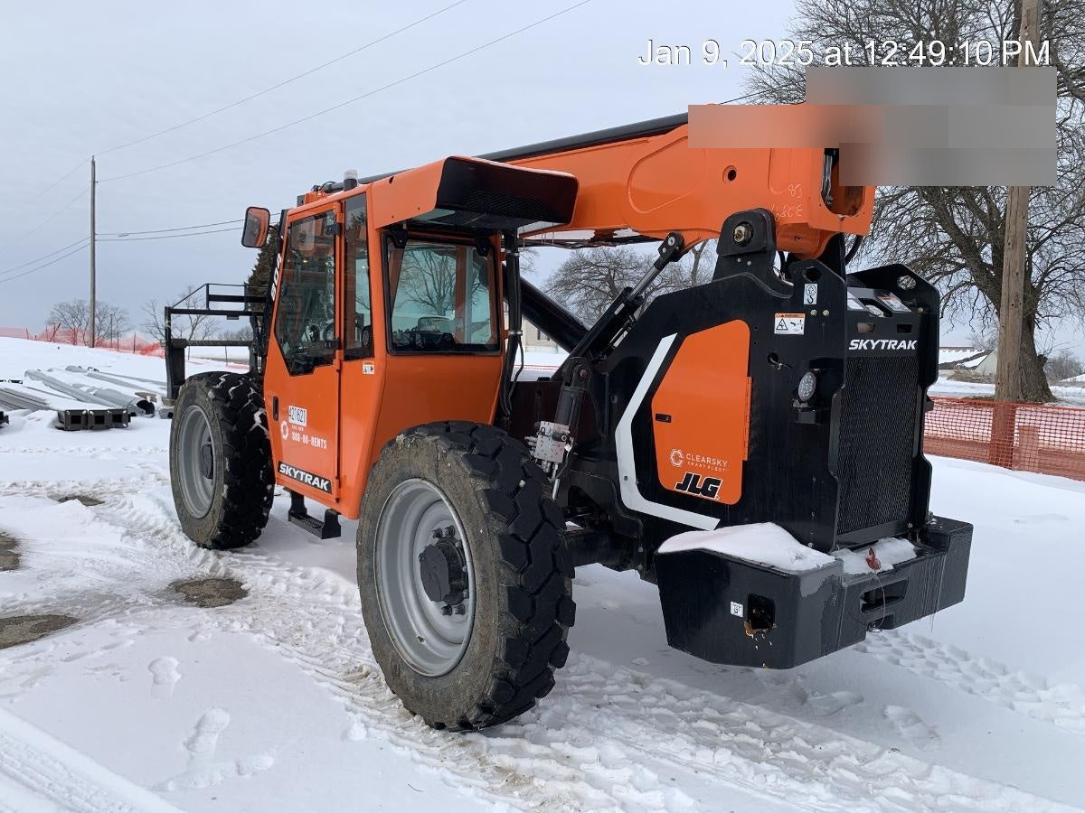 2024 SKYTRAK 8042