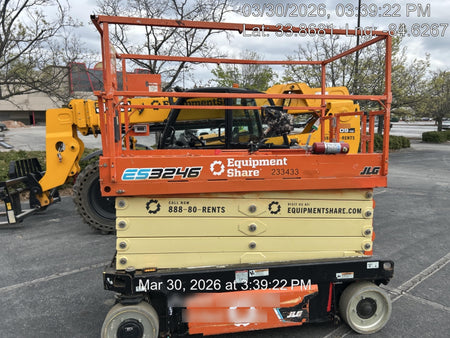 2022 JLG ES3246