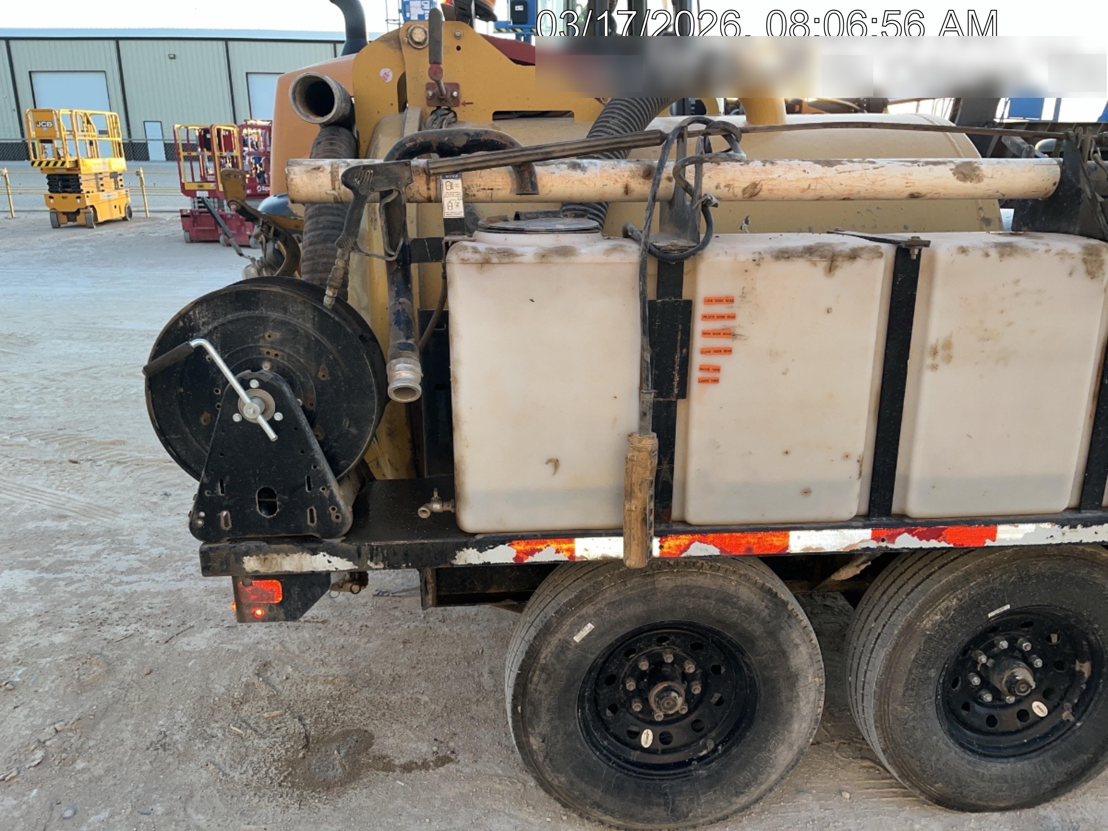 2023 Vac-Tron LP573XDT T4 Koehler Diesel Engine, 500 Gallon Debris Tank, x2 100 Gallon Water Tanks