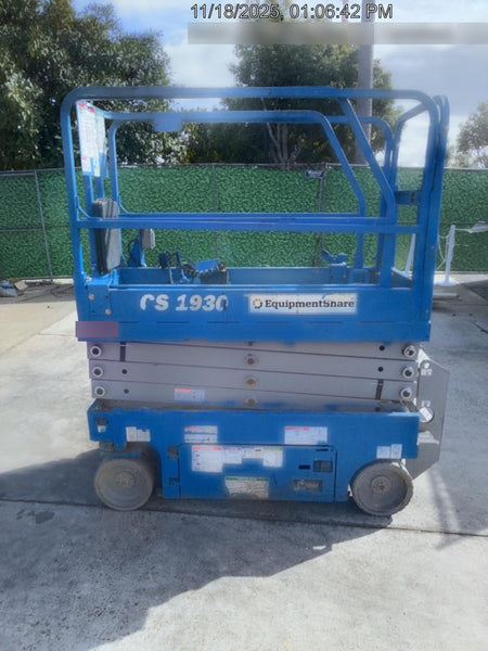 2020 Genie GS-1930 Solid Non Marking Tires, Beacon, Folding rails with half height swing gate