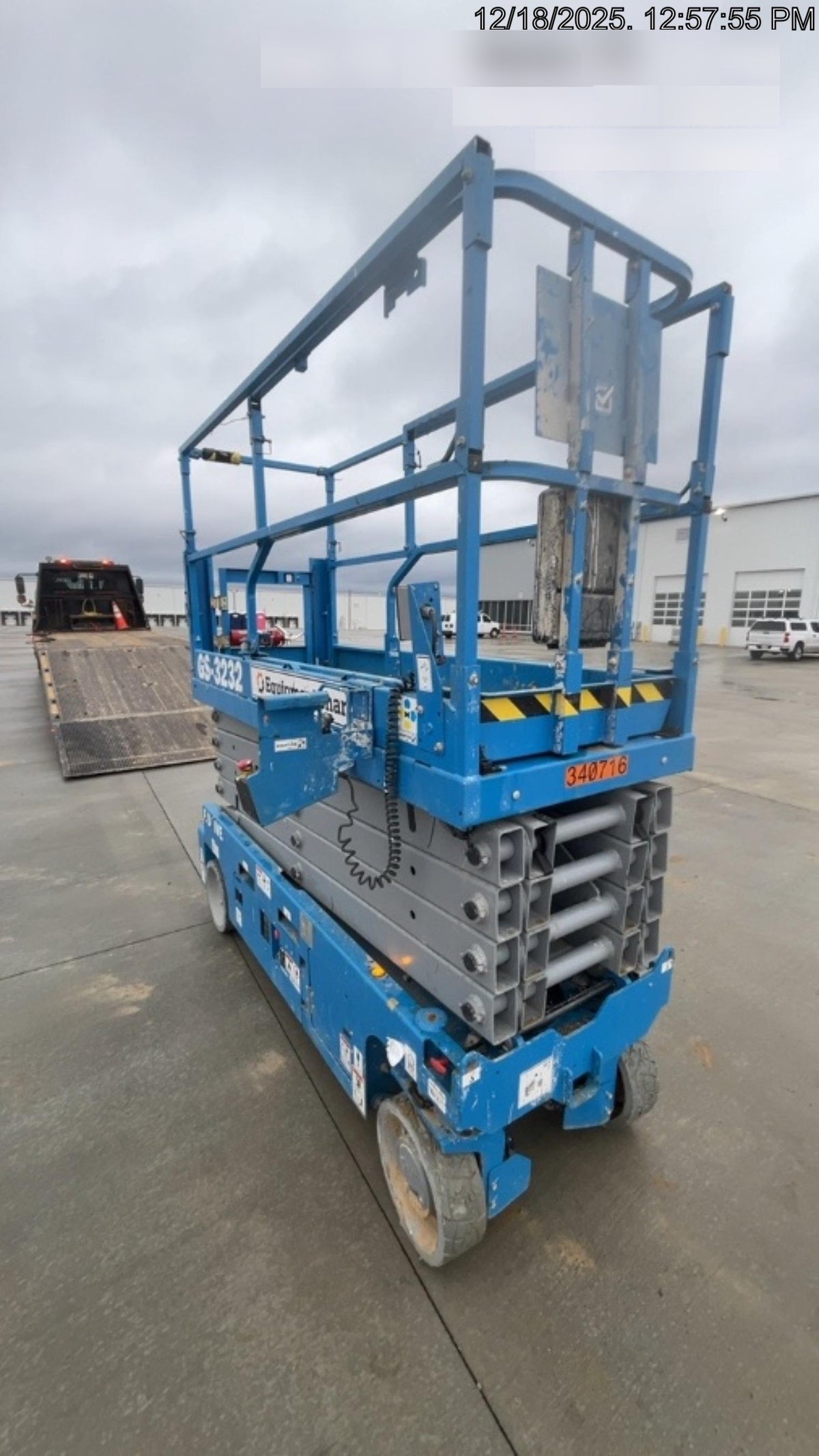 2023 GENIE GS-3232