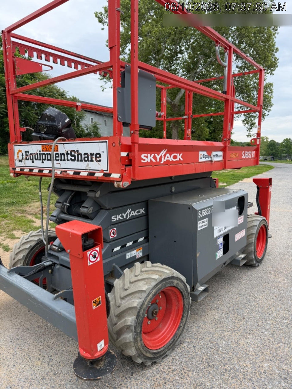 2022 SKYJACK SJ6832 RT