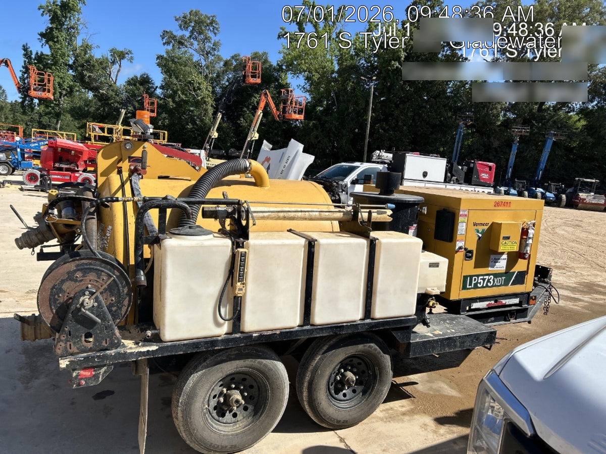 2023 VAC-TRON LP573XDT
